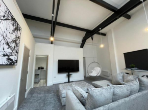 #5 Grimston St Apartment near Hull New Theatre